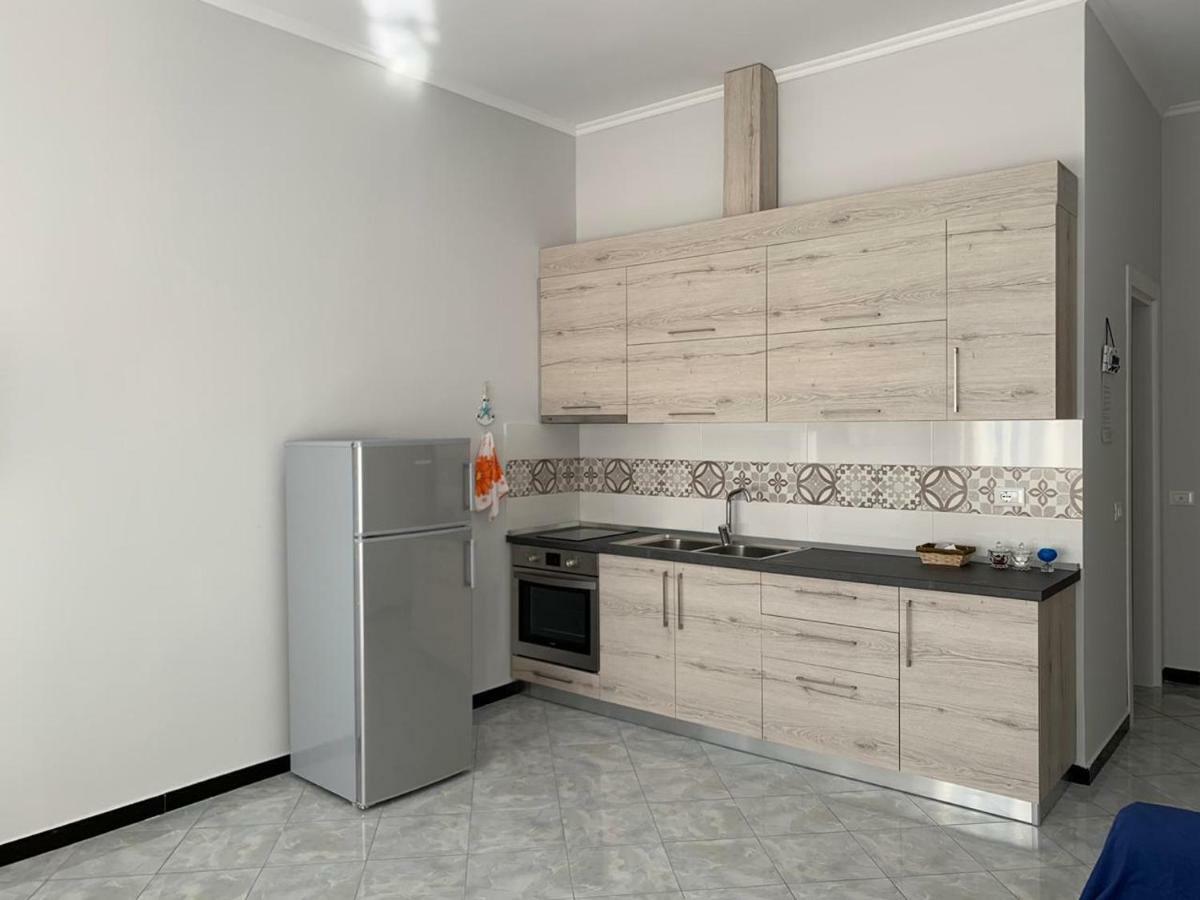 Melody Apartment Vlorë Екстериор снимка